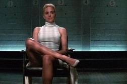 Sharone Stone dans Basic Instinct